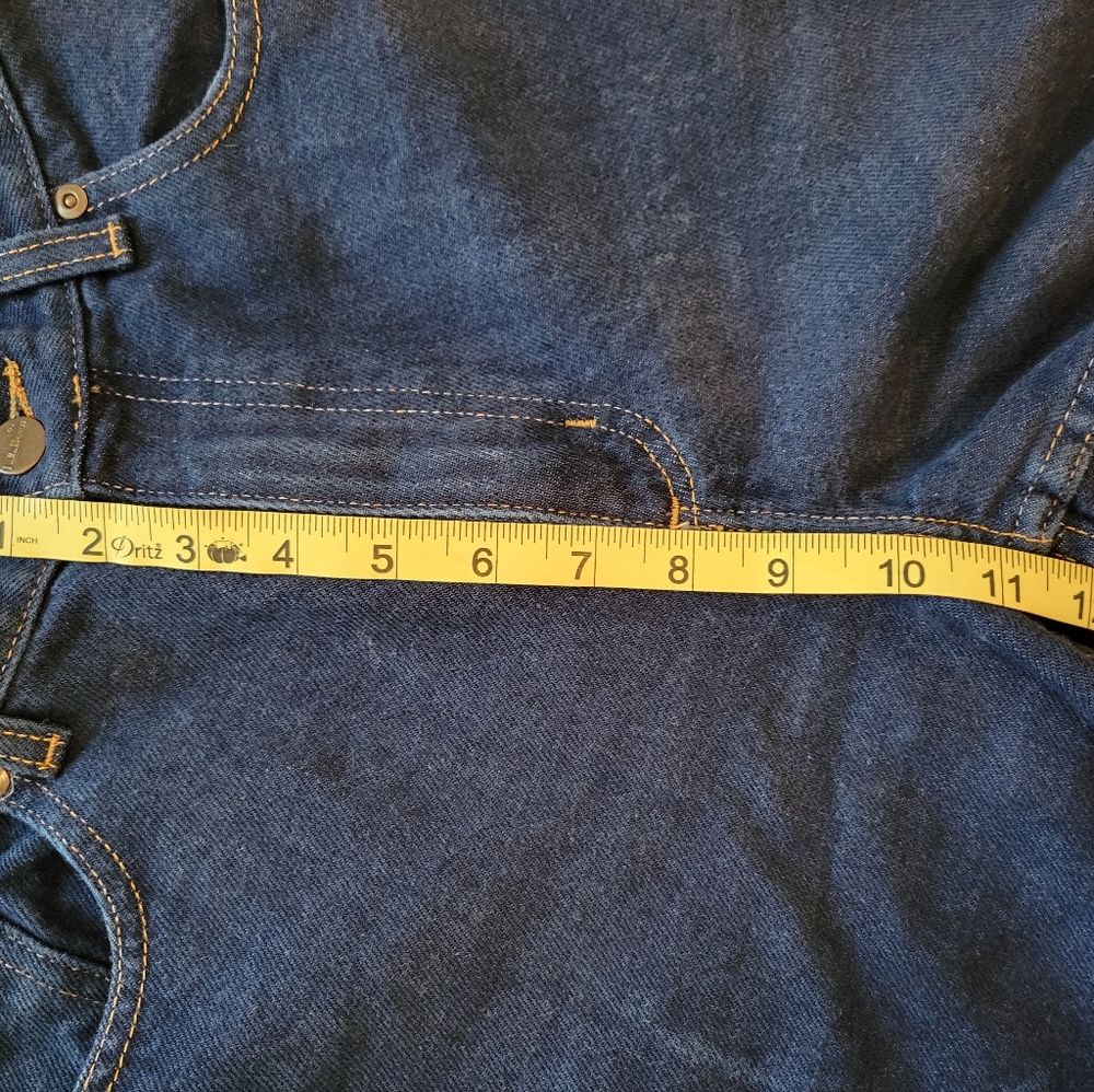 LL Bean Womens Original Fit Relaxed Dark Wash Jeans Size 6 Mom Jeans - Picture 11 of 11